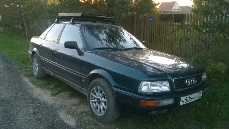 Багажник Ауди 80 ржавчина