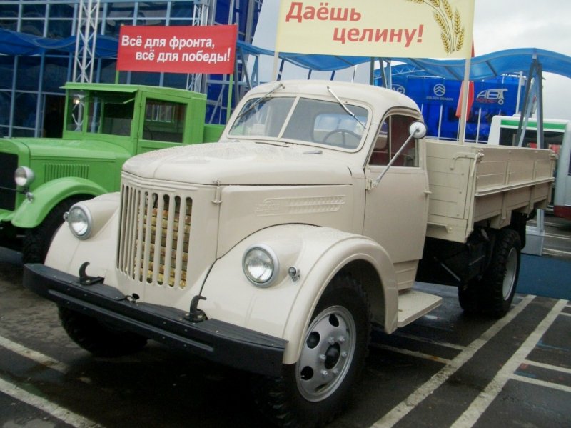 Грузовик УРАЛЗИС 355м