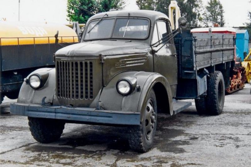 Грузовик УРАЛЗИС 355м