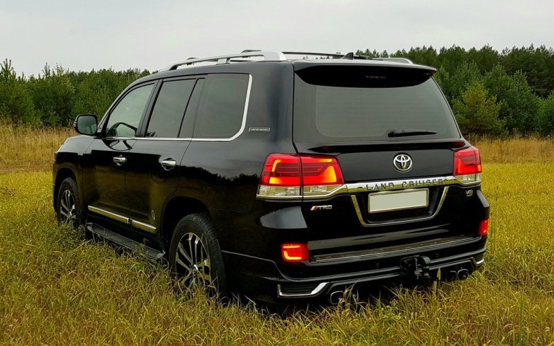 Toyota Land Cruiser 200 Tuning Land
