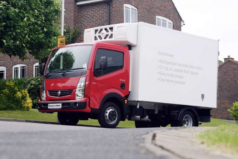 Cela TP-20 Renault Maxity