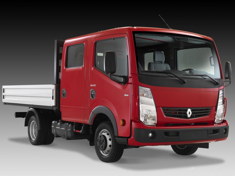 Грузовик Renault Maxity