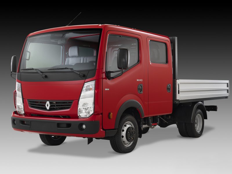 Кабина Nissan Cabstar Renault Maxity