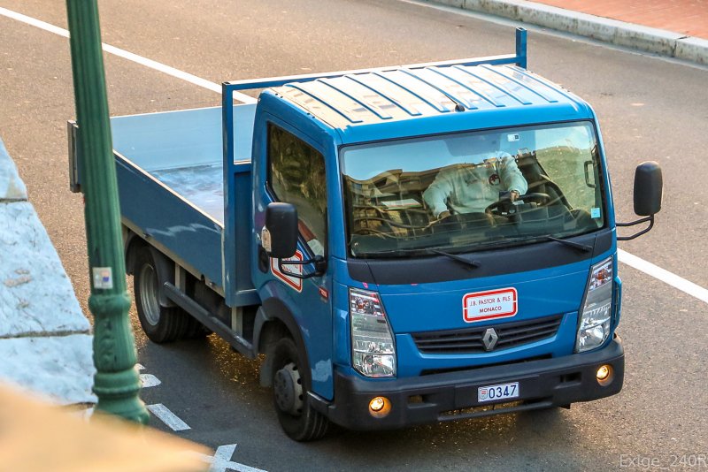 Renault Maxity 1 поколение борт 2-дв.