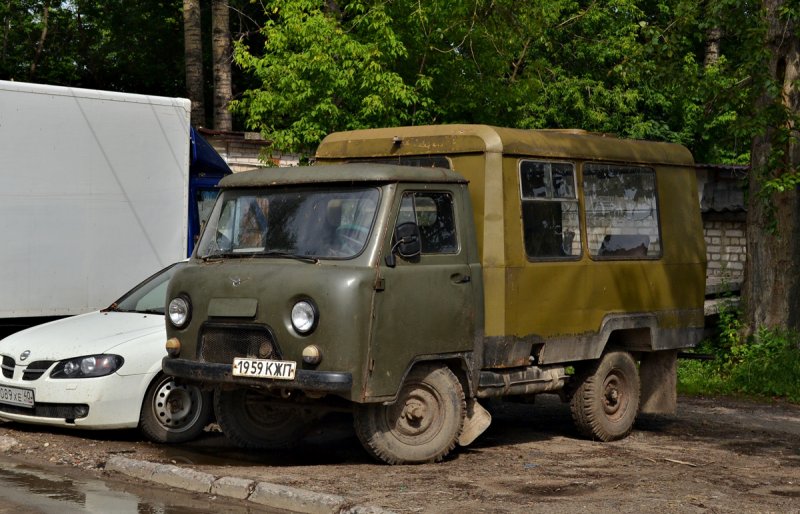 УАЗ 3303(т12 02) автоклуб