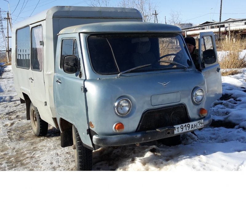 УАЗ 3303 фургон автоклуб