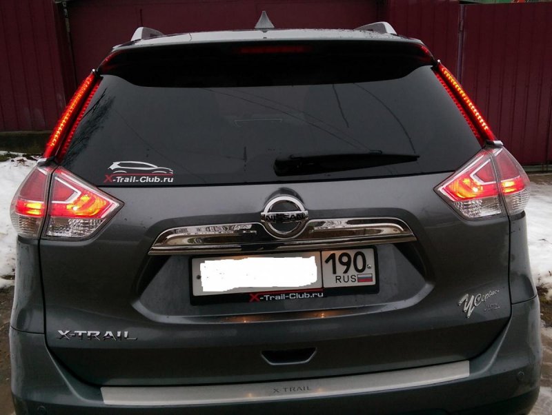 Задние габариты Nissan x-Trail т32