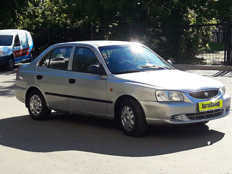 Акцент черный автомат
