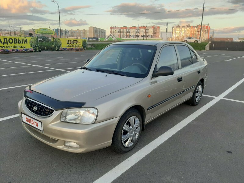 Хендай акцент 2005 года