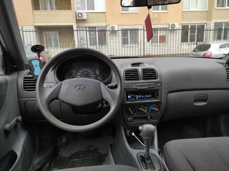 Hyundai Accent Elegance g228
