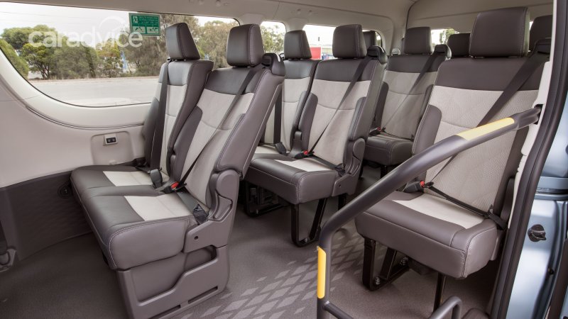 Toyota Hiace 2021 салон