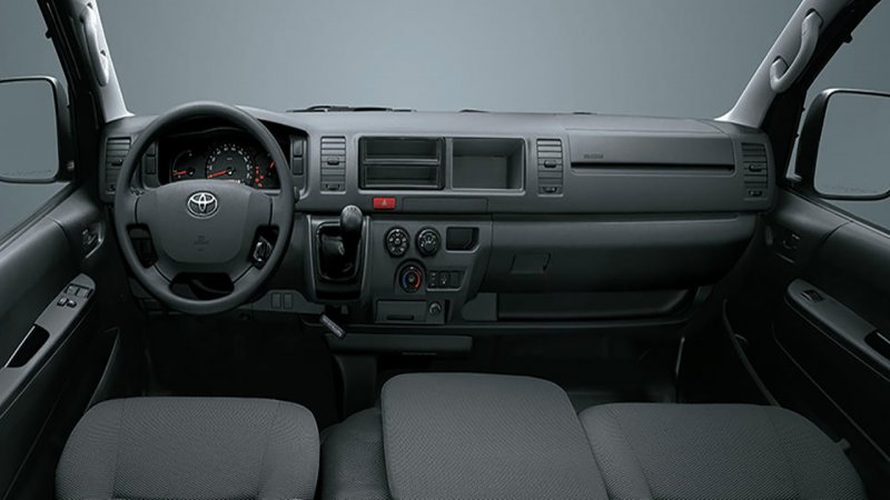 Toyota Hiace 2007 салон