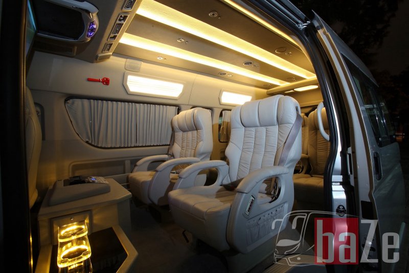 Toyota Hiace VIP 2020 салон