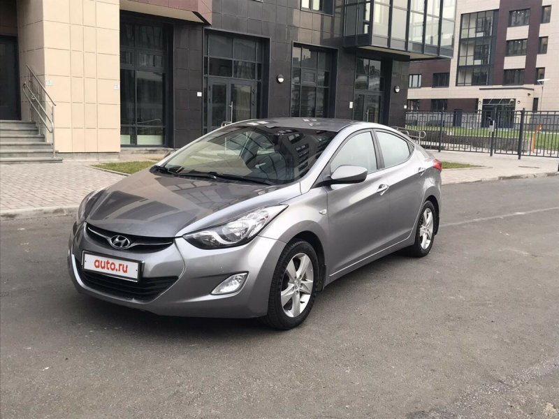 Hyundai Elantra 2011