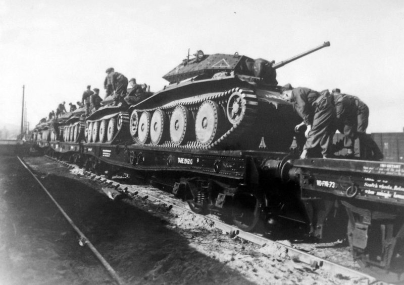 Эшелоны танков 1942