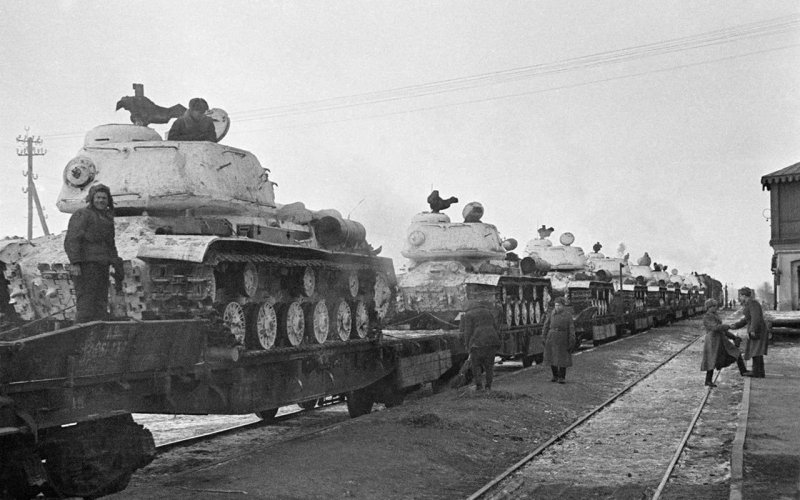Эшелон на Дальний Восток 1945