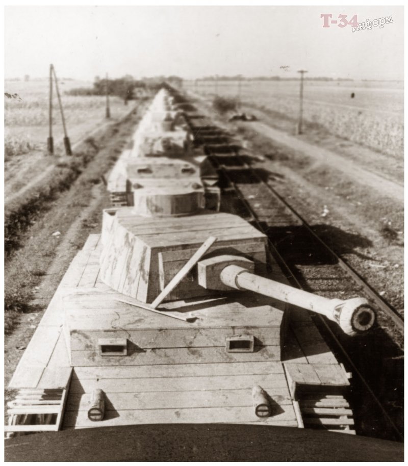 Эшелон с т-34 в Казахстане 70-е годы