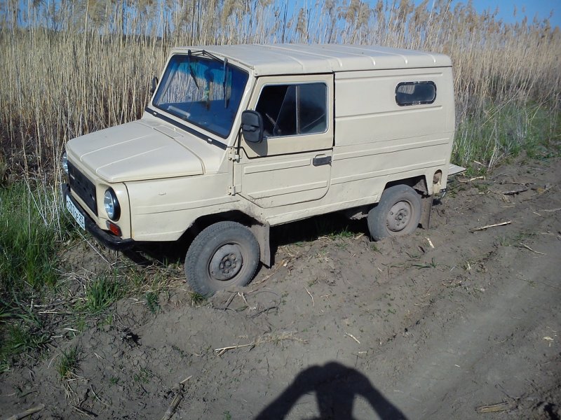 ЛУАЗ 1302 Труповоз