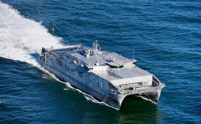 Корабль USNS Yuma