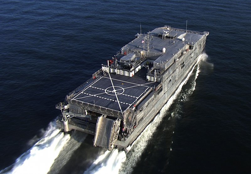Десантный корабль ВМС США Юма