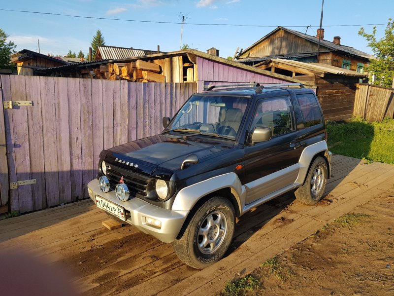 Mitsubishi Pajero Junior