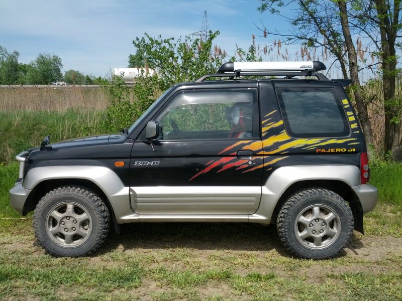 Mitsubishi Pajero Junior