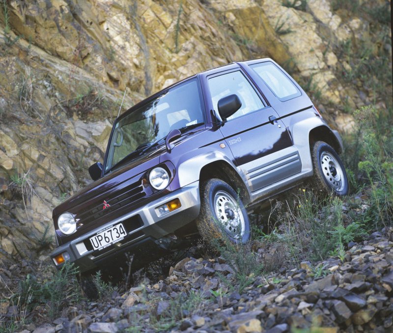 Mitsubishi Pajero Junior