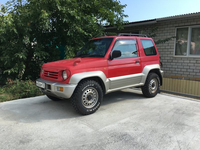 Mitsubishi Pajero Junior