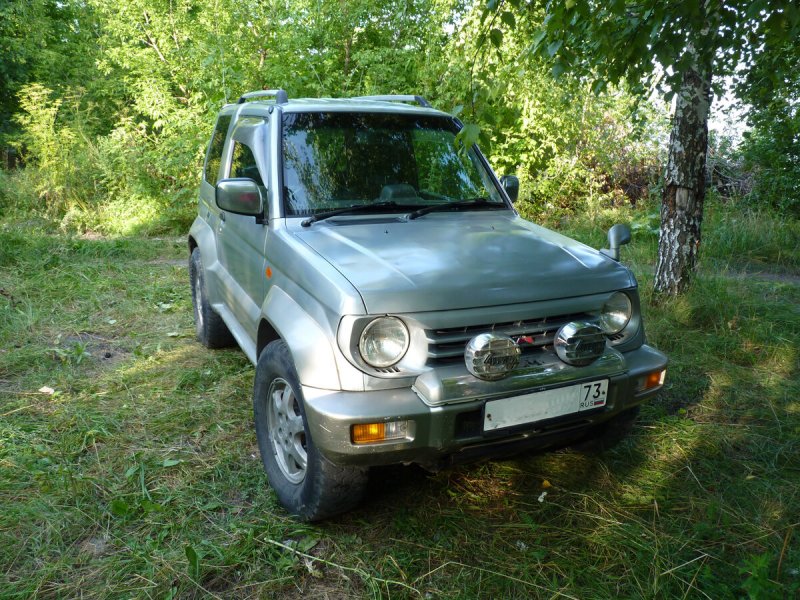 Mitsubishi Pajero Junior