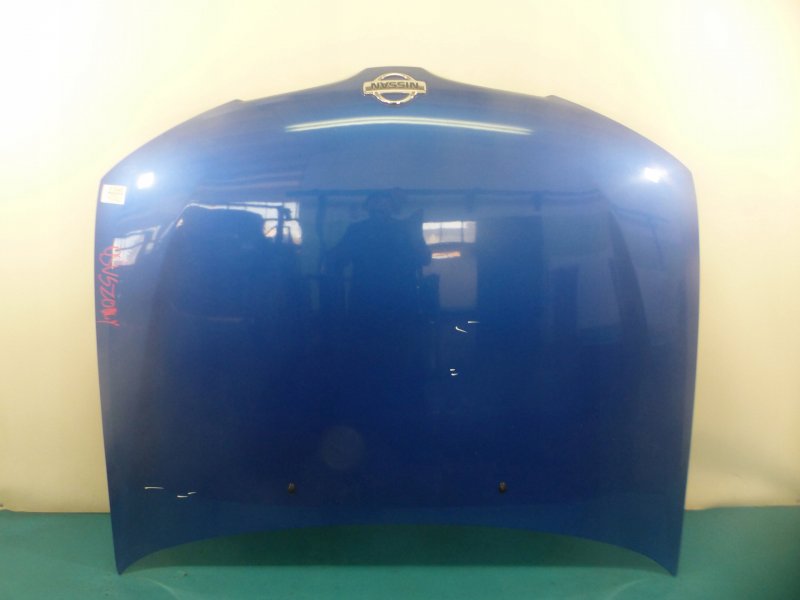 Nissan Almera n16 капот