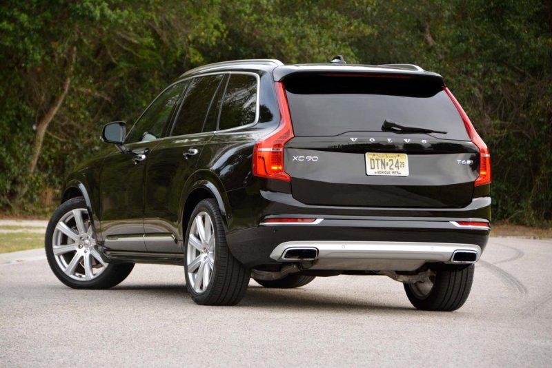 Volvo xc90 2018 r22