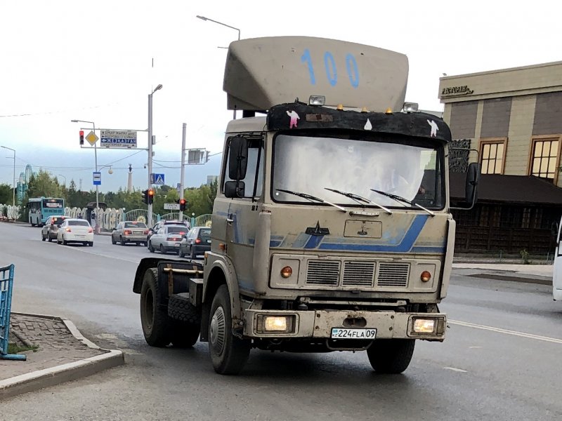 МАЗ 5432