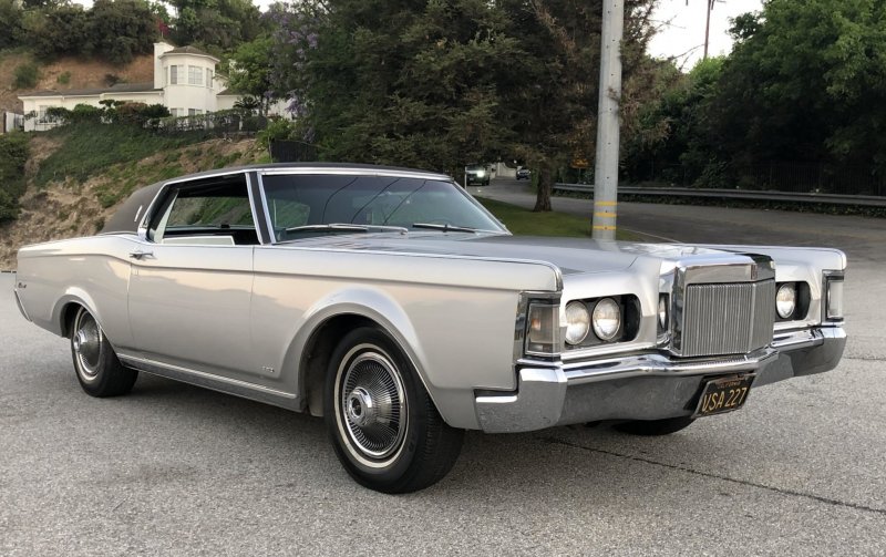 Lincoln Continental Mark 3