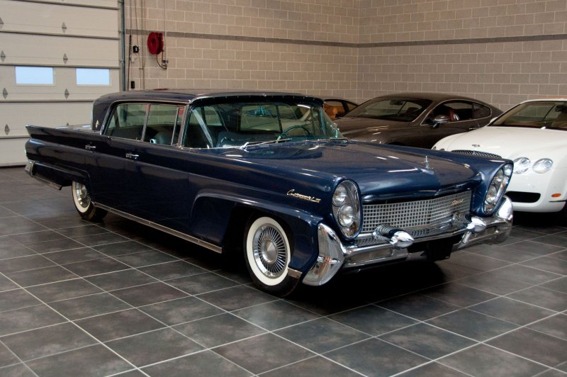 1969 Lincoln Continental Mark III