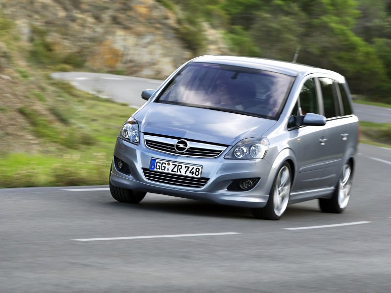 Опель Zafira 2008