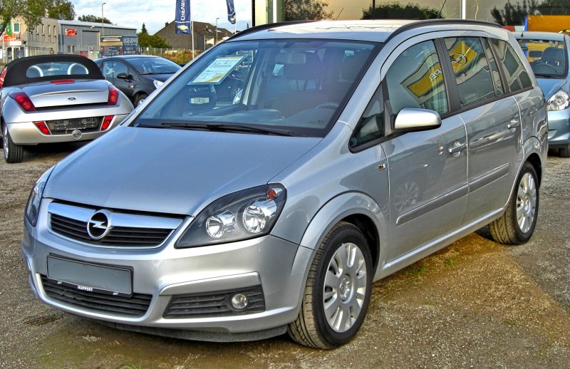 Opel Zafira Tourer 2013