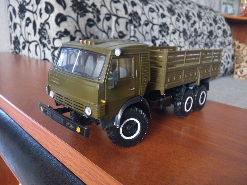 КАМАЗ 165 18