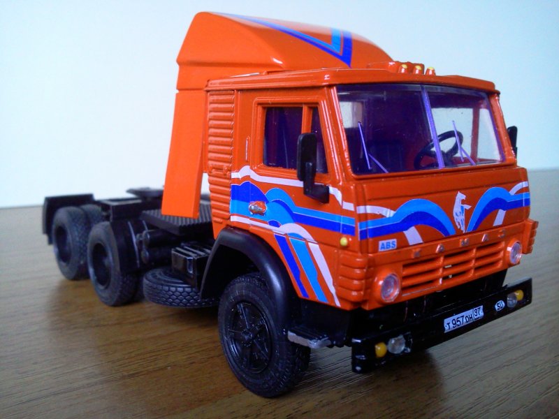 КАМАЗ 1 43