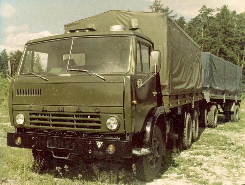 КАМАЗ 54115 масштабная модель