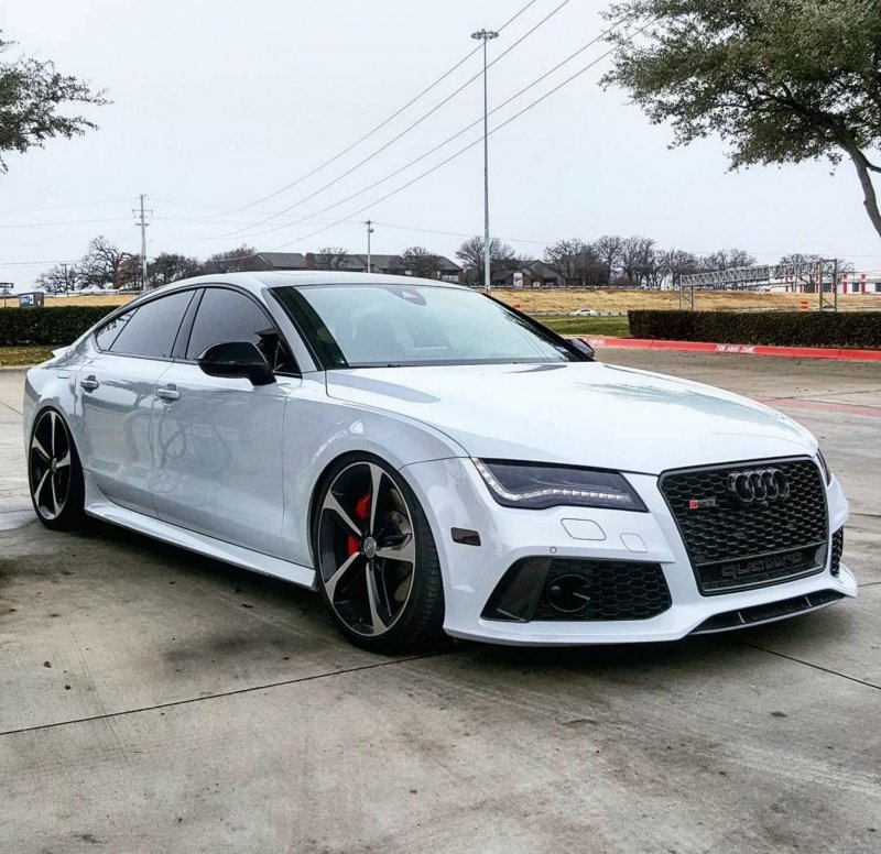 Audi rs7 белая