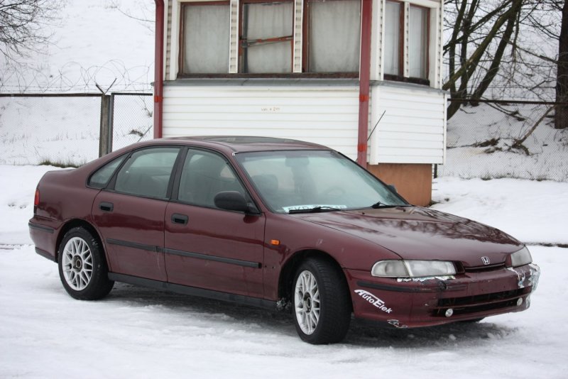 Хонда Аккорд 5 1993 черная