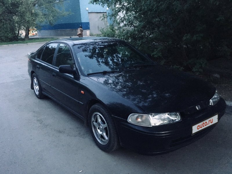 Хонда Аккорд 5 1993 черная