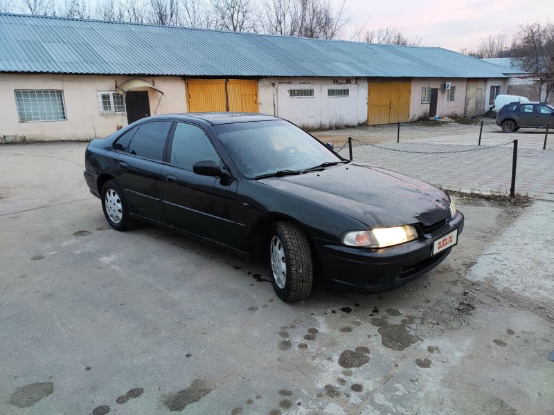 Хонда Аккорд 2.2 1993