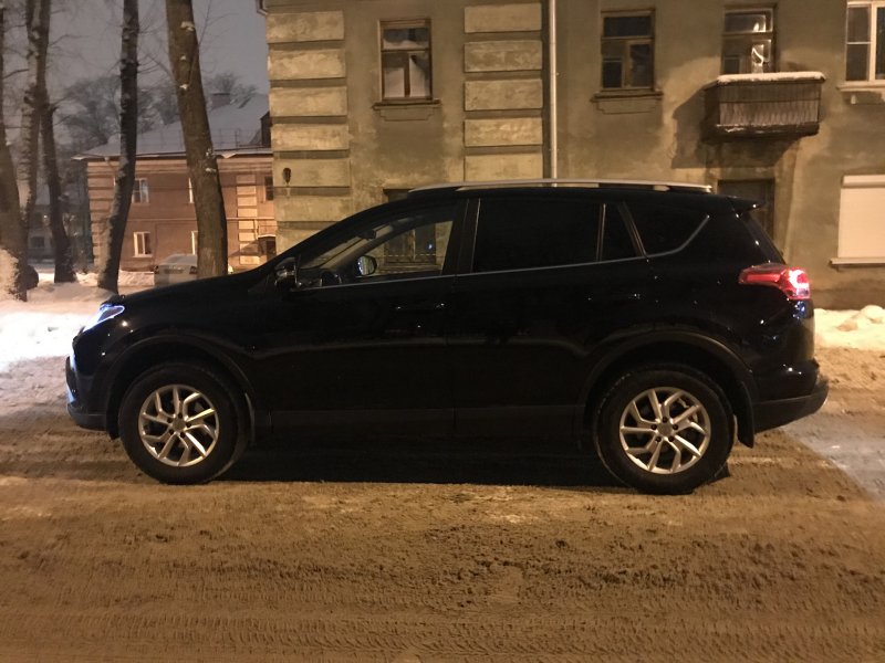 Toyota rav4 4 235/60 r18