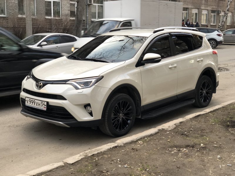 Toyota rav4 2014 r20