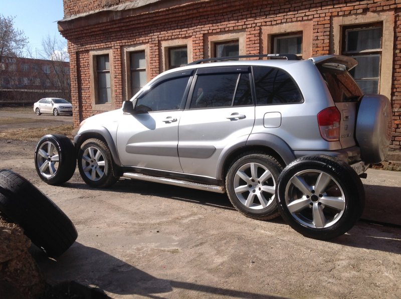 Тойота диски RAV 4