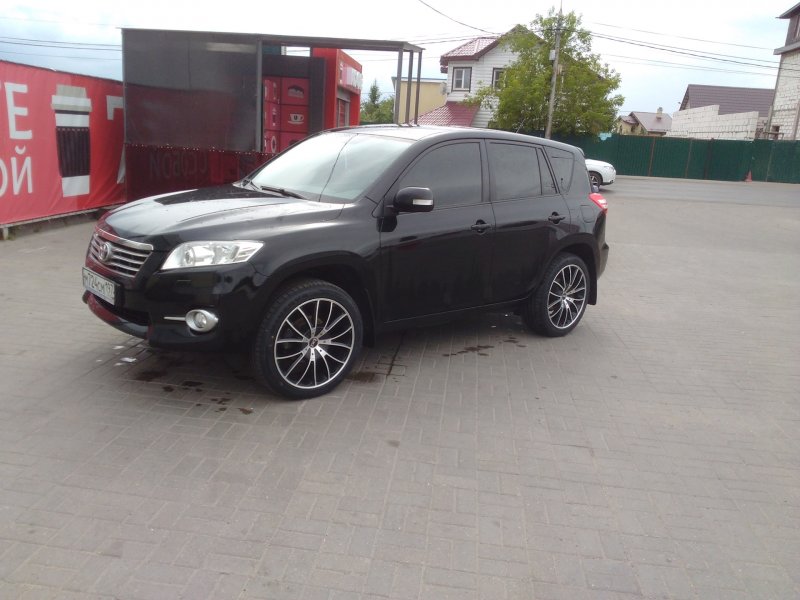 Toyota RAV r20
