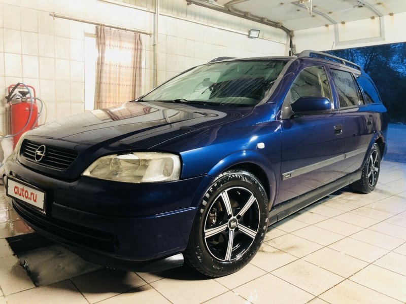 Opel Astra Caravan 2000
