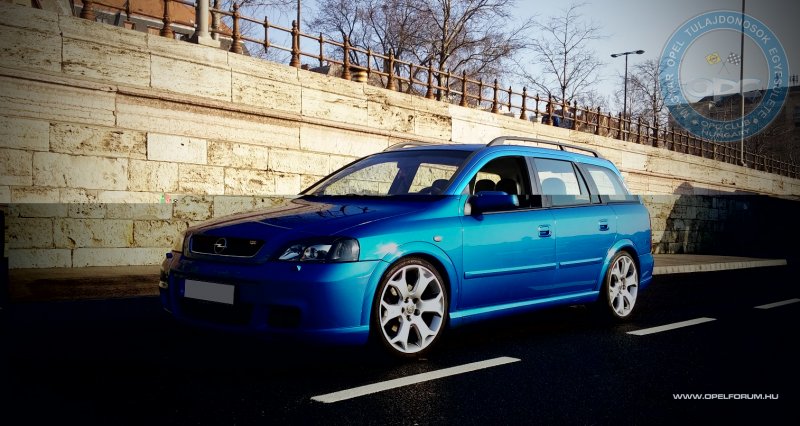 Opel Astra h Caravan r18
