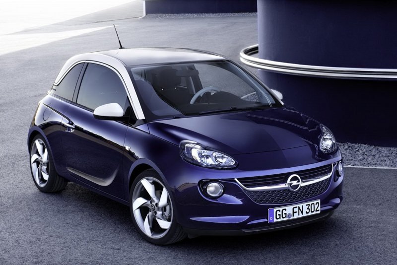 Опель адам 2020